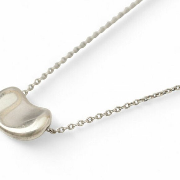 Tiffany & Co. Elsa Peretti Bean Motif Pendant in Silver 1.2cm Wide
